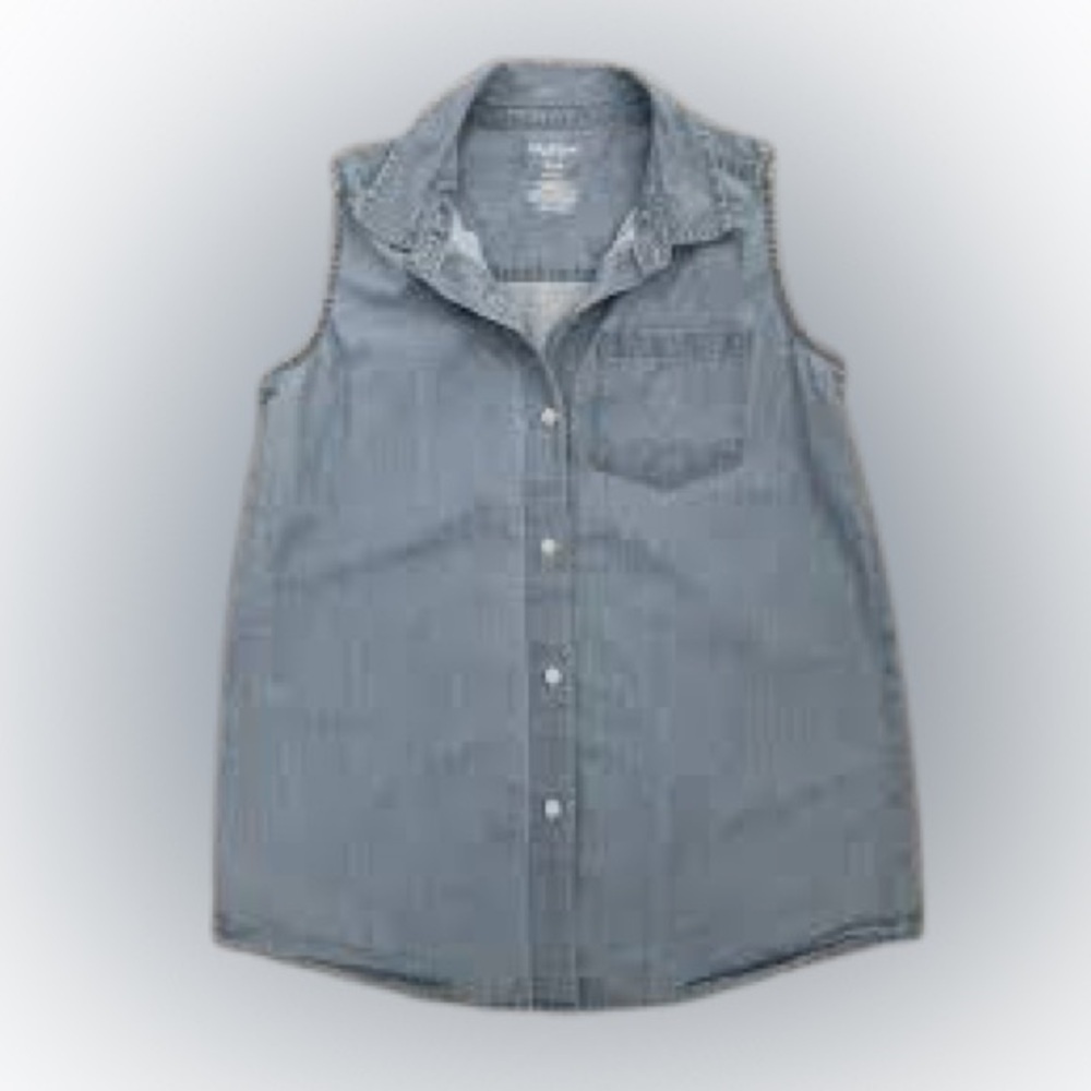 💙Cat & Jack Light Blue Sleeveless Button Down Shirt
